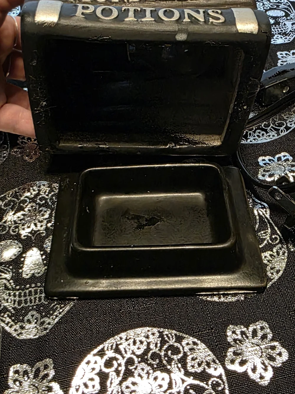 Witchy Spell Books Wax Warmer With Wax Melts & Silicone Molds